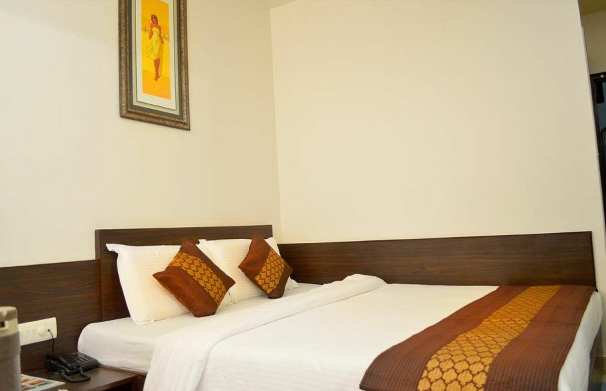 Hotel Abhinandan Inn Jaipur Exteriör bild