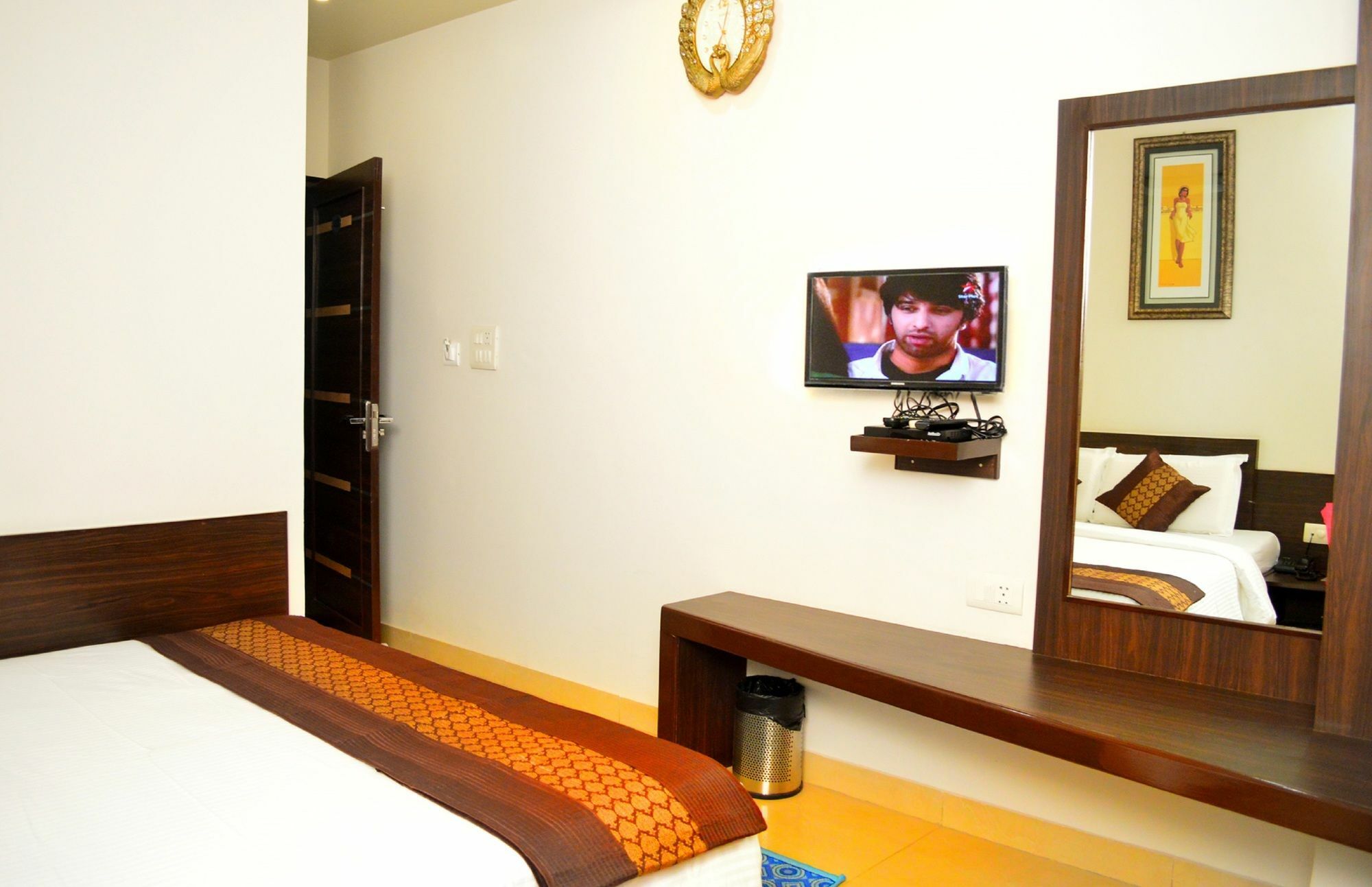 Hotel Abhinandan Inn Jaipur Exteriör bild