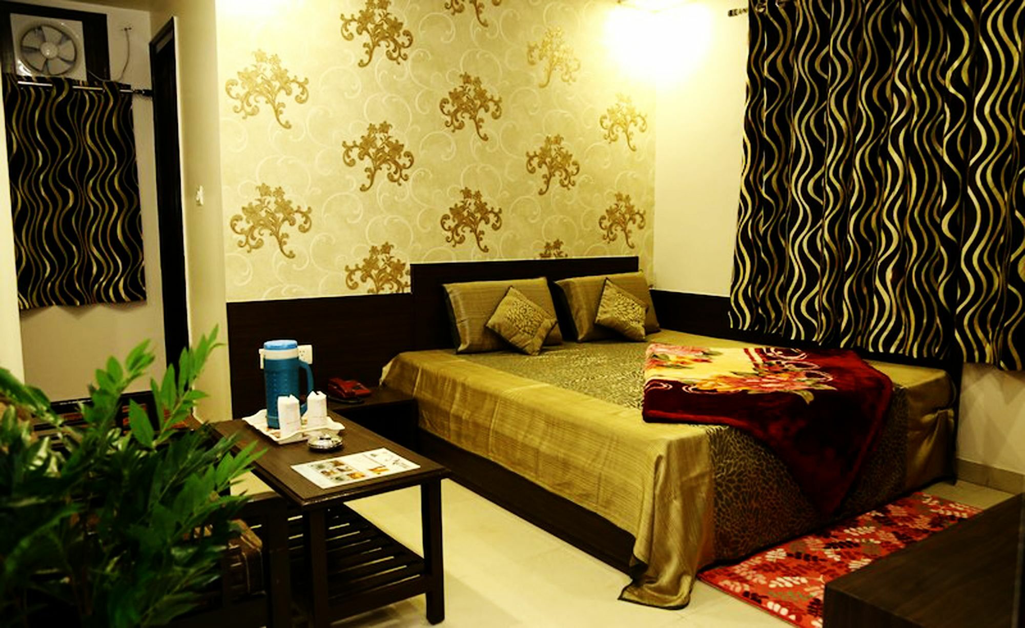 Hotel Abhinandan Inn Jaipur Exteriör bild
